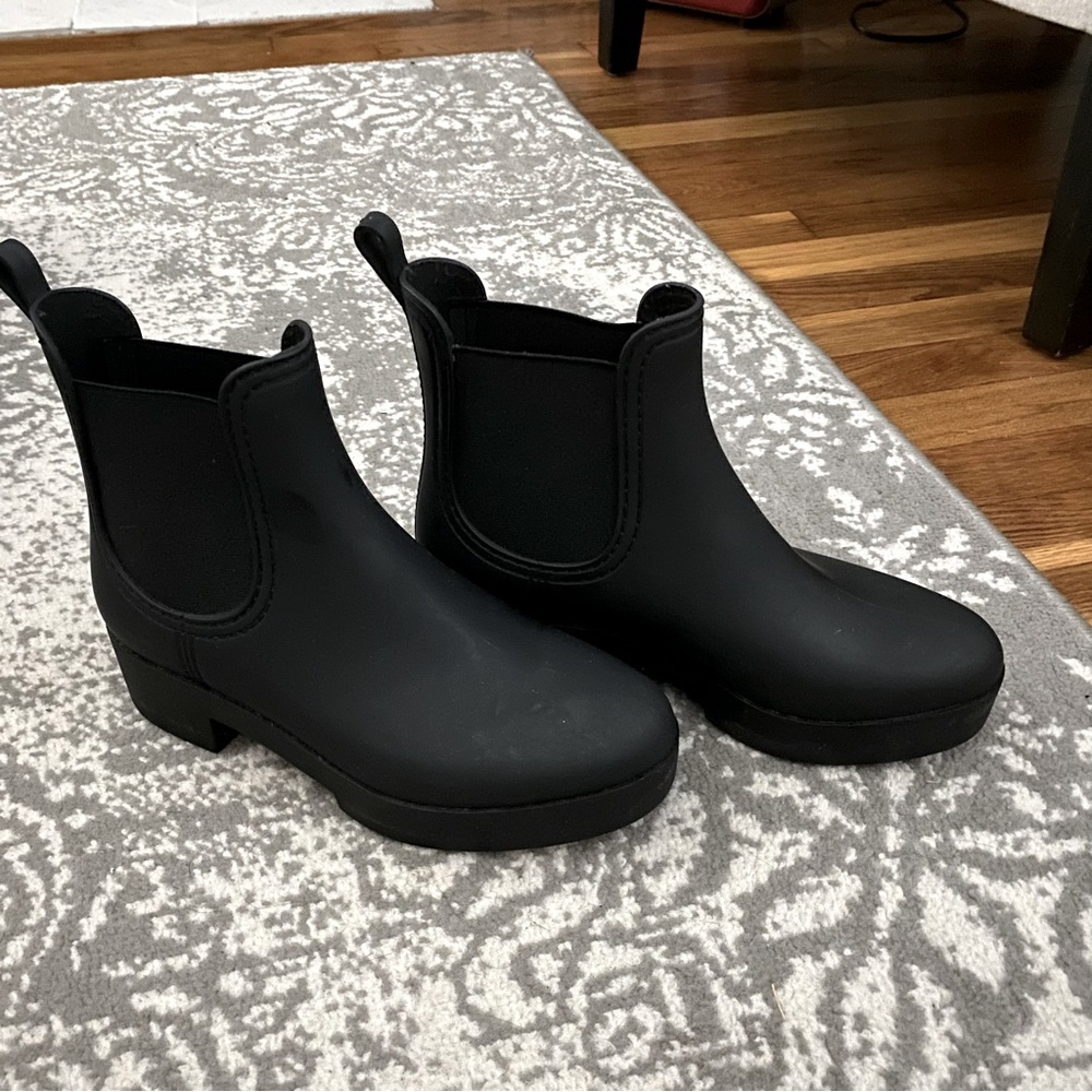 Rain boots